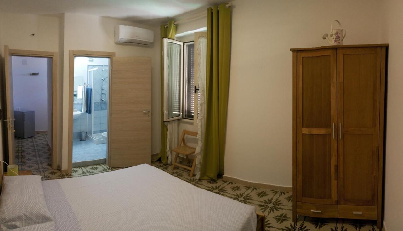 Bed and Breakfast I Tre Scalini Stintino Zewnętrze zdjęcie