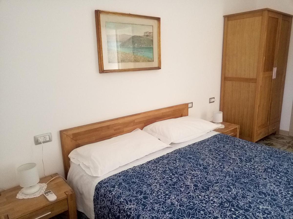 Bed and Breakfast I Tre Scalini Stintino Zewnętrze zdjęcie